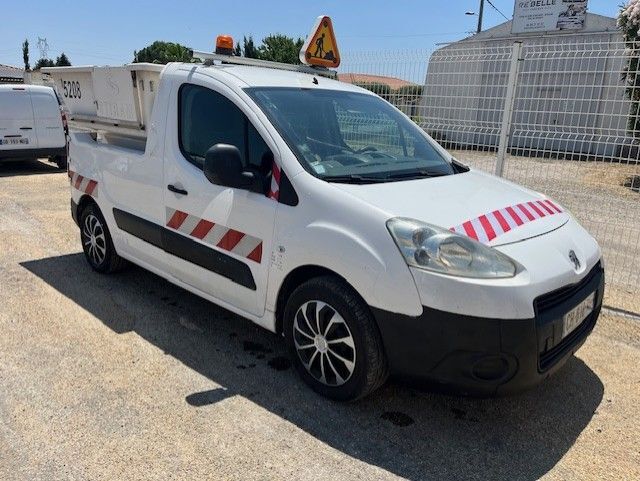 PEUGEOT PARTNER PICK UP BENNE - 1.6 HDI 90 (2011)